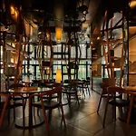 Leonardo Boutique The Lancaster Hotel