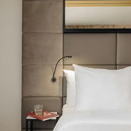 Leonardo Boutique The Lancaster Hotel 4*