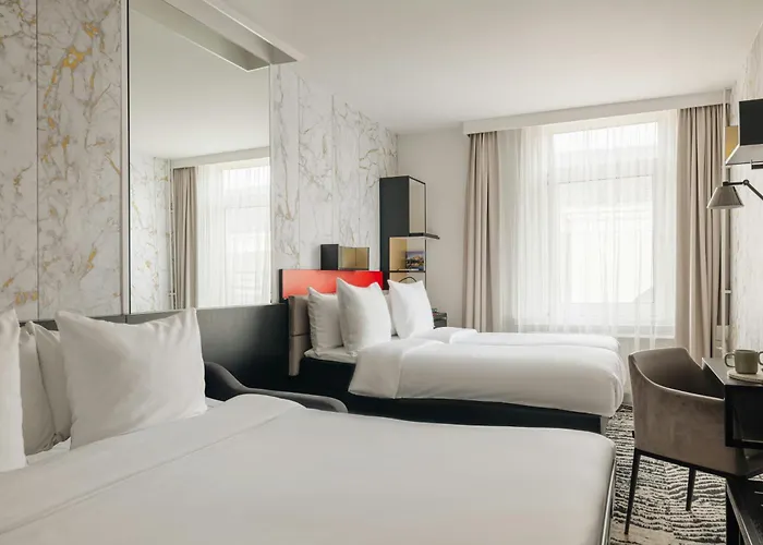 Leonardo Boutique The Lancaster Hotel 4*