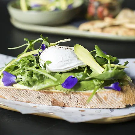 Leonardo Boutique The Lancaster